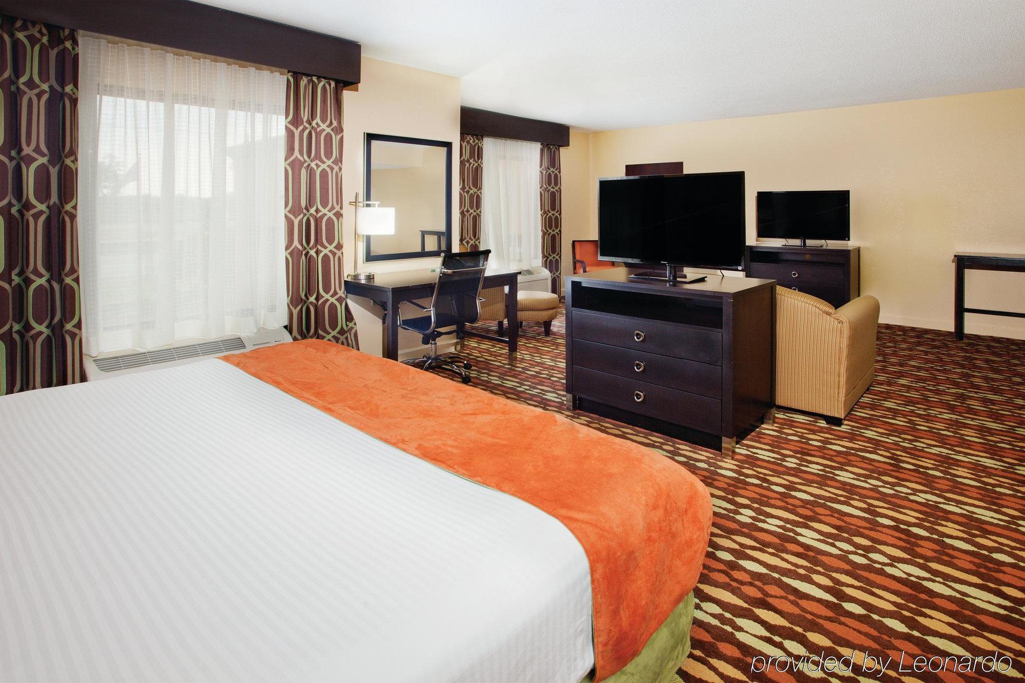 La Quinta By Wyndham Florence Exterior photo